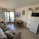 Apartamento Saint-cyprien: T2 Rénové 6 Pers, Piscine, Parking, à 100m De La - Fr-1-106-80