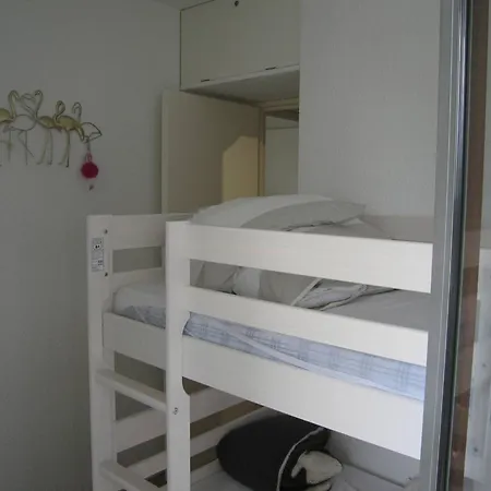 Saint-cyprien: T2 Renove 6 Pers, Piscine, Parking, A 100m De La - Fr-1-106-80 *