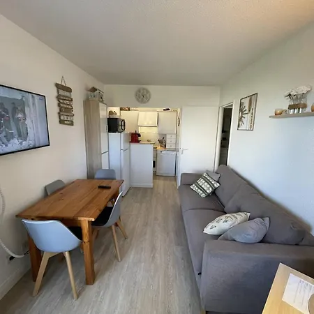Saint-cyprien: T2 Rénové 6 Pers, Piscine, Parking, à 100m De La - Fr-1-106-80 *